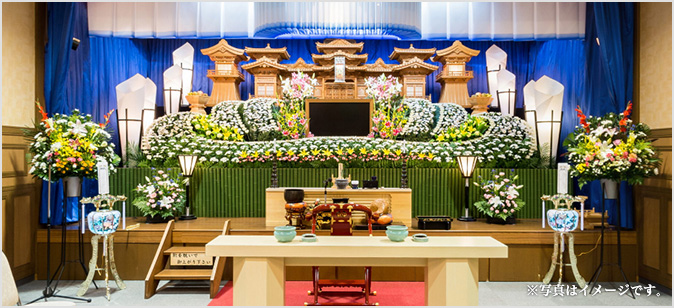 祭壇中ホールイメージ